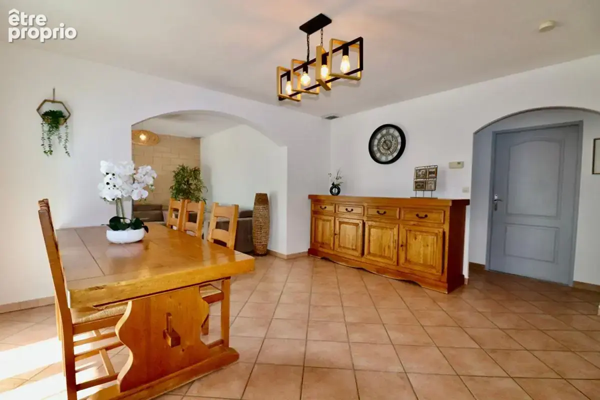 BELLEGARDE  Maison 113 m² avec piscine sur 800 m² de terrain - photo 6