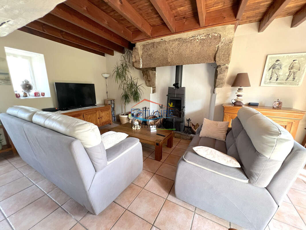 Maison à CORDEMAIS