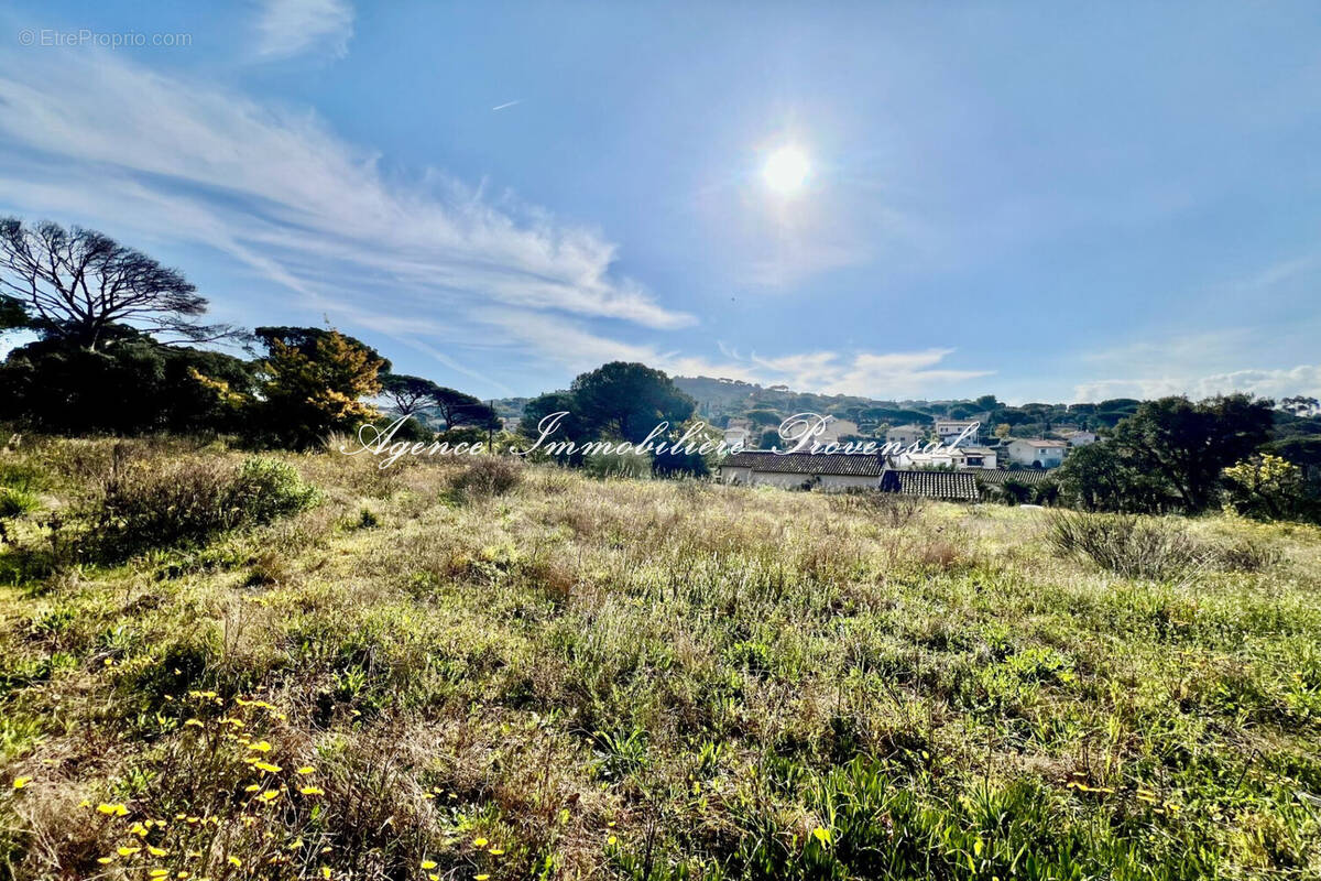Terrain à SAINTE-MAXIME