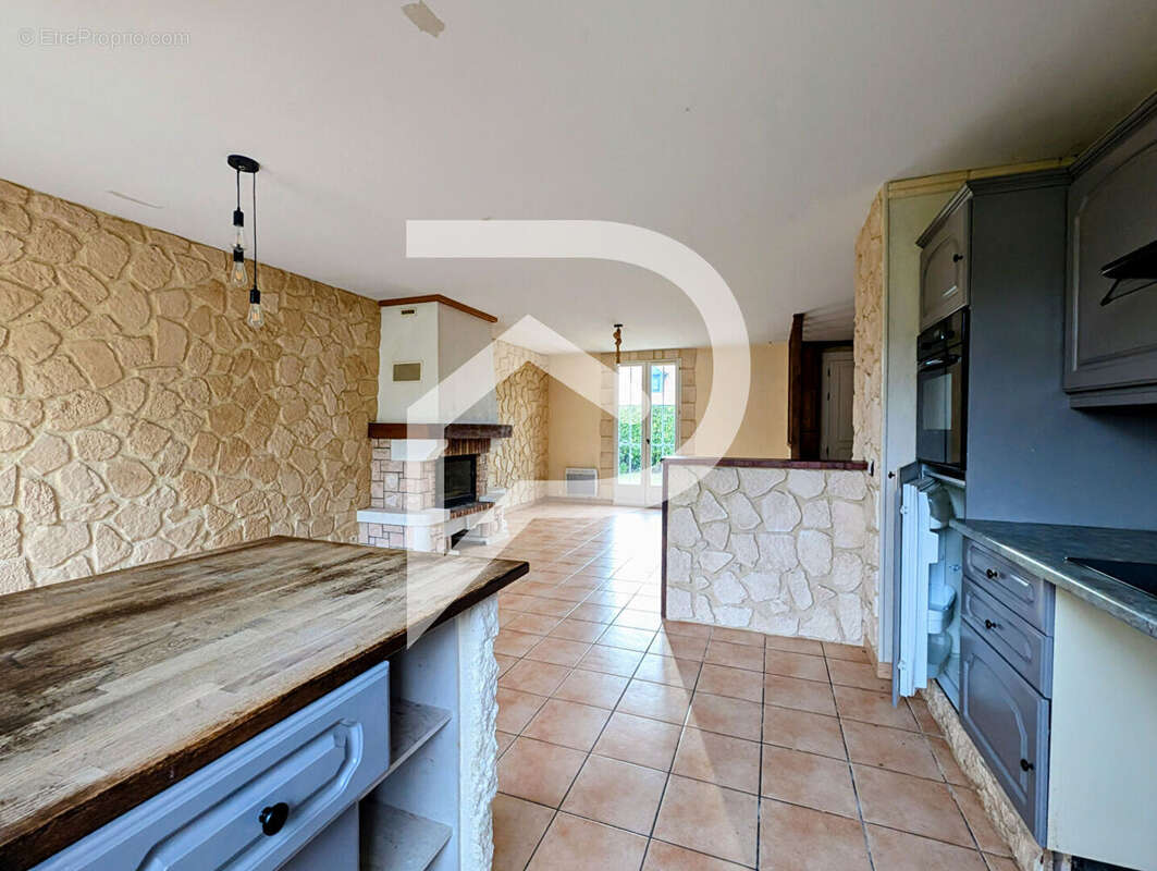 Maison à SAINT-CREPIN-IBOUVILLERS