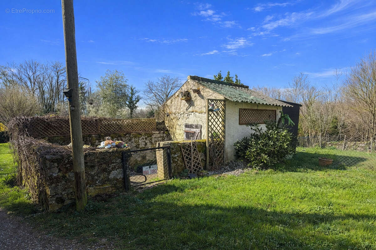 Maison à LE DORAT