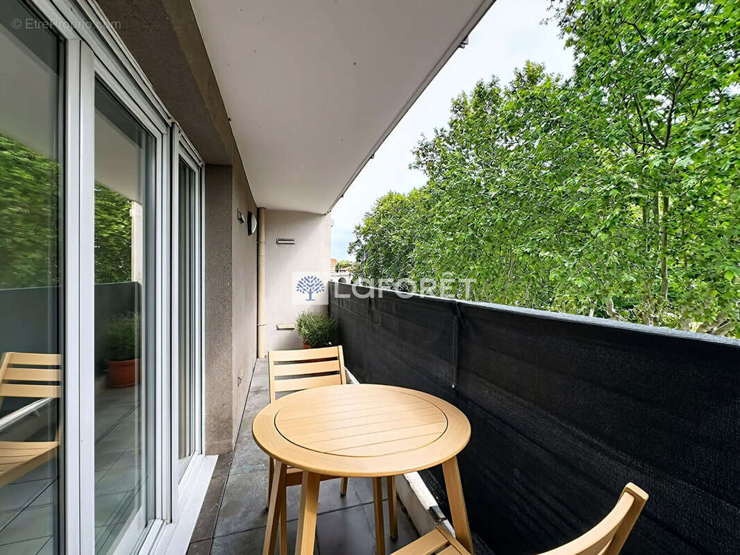 Nimes gare - appartement p2 - balcon - parking - photo 3