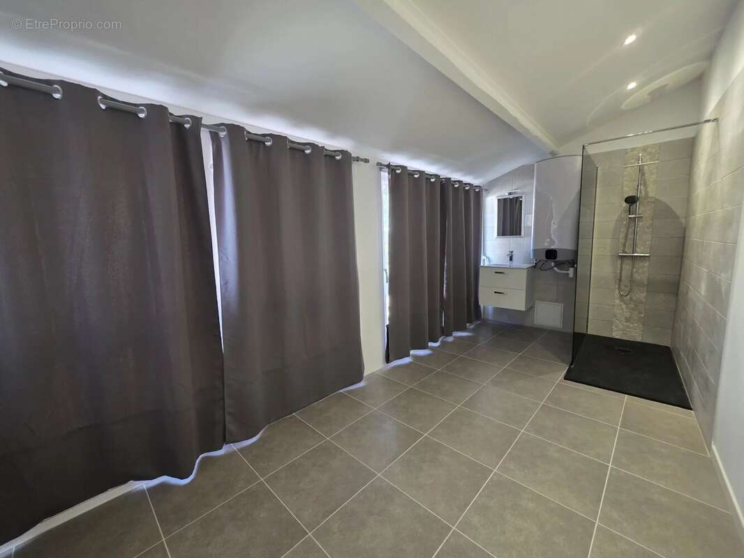 Le teil - maison entièrement rénovée - photo 6
