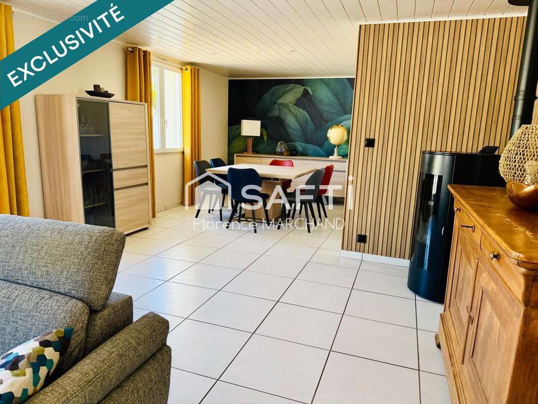 Photo 3 - Maison à FRONTENAY-ROHAN-ROHAN
