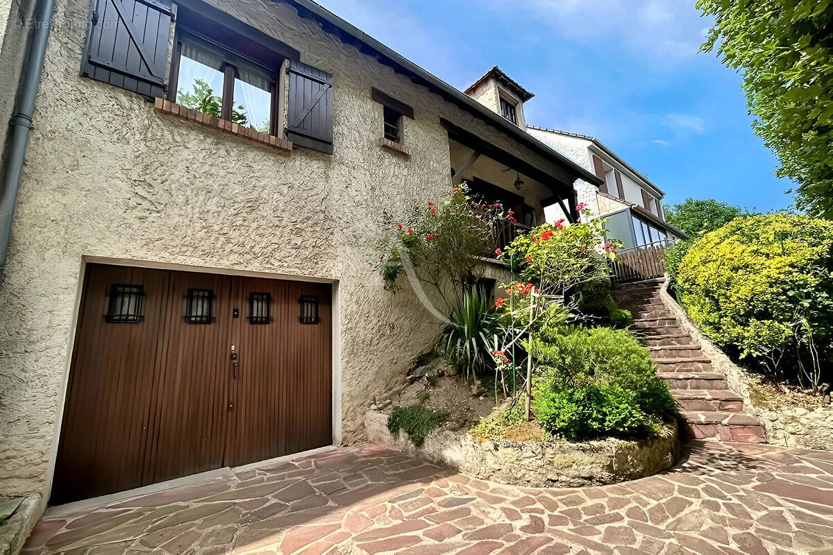 Maison à VITRY-SUR-SEINE
