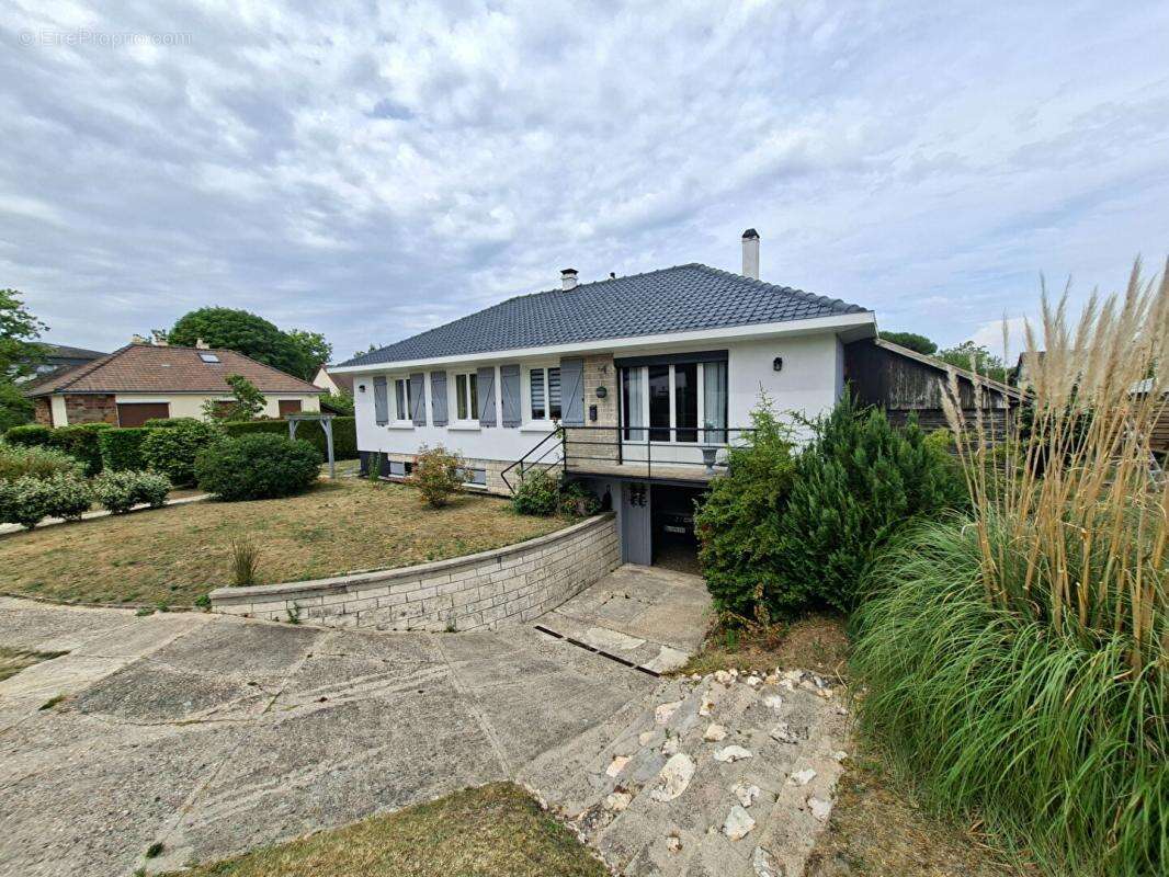 Maison à LE GRAND-QUEVILLY