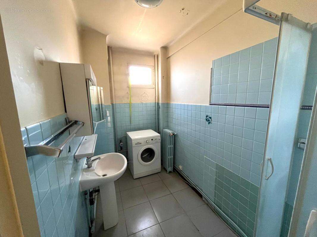 Appartement à ISSY-LES-MOULINEAUX