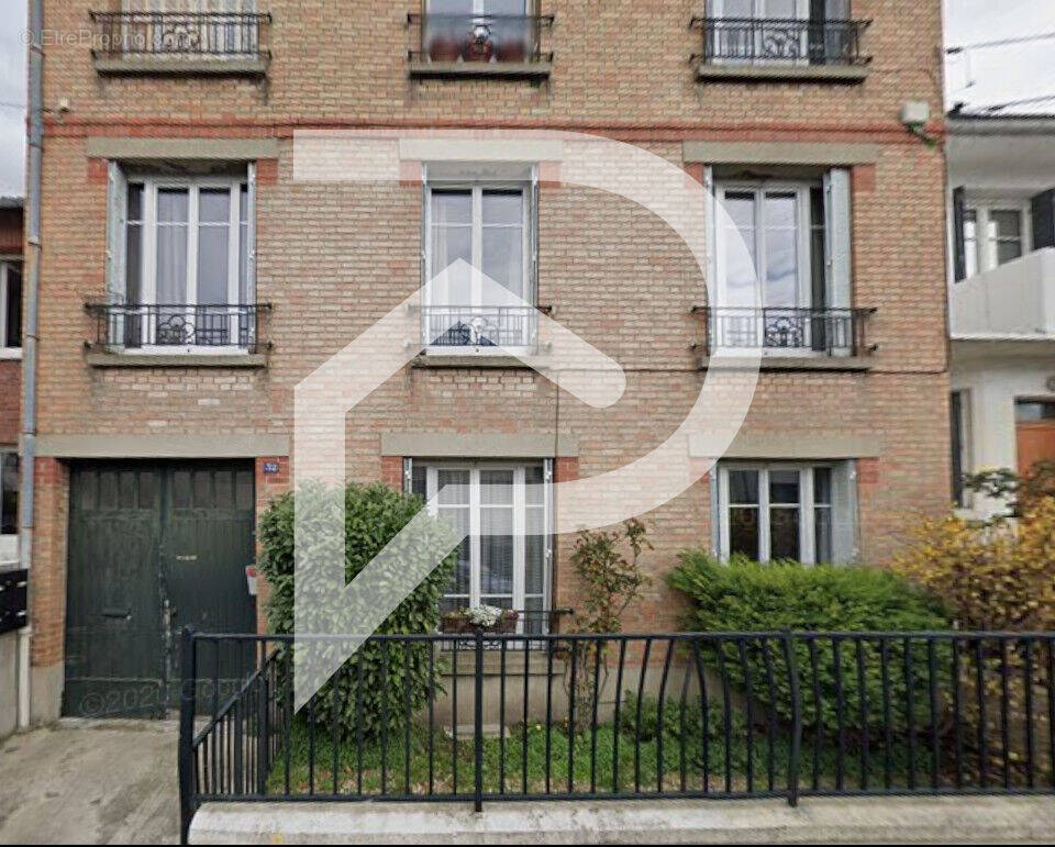Appartement à COLOMBES