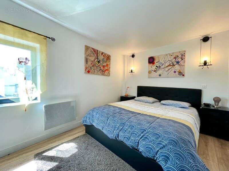 Maison à SAINT-LAURENT-D'AIGOUZE