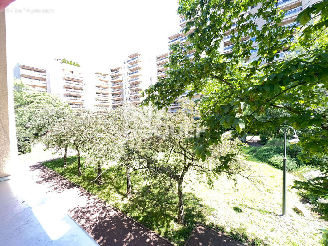 Appartement à LYON-4E