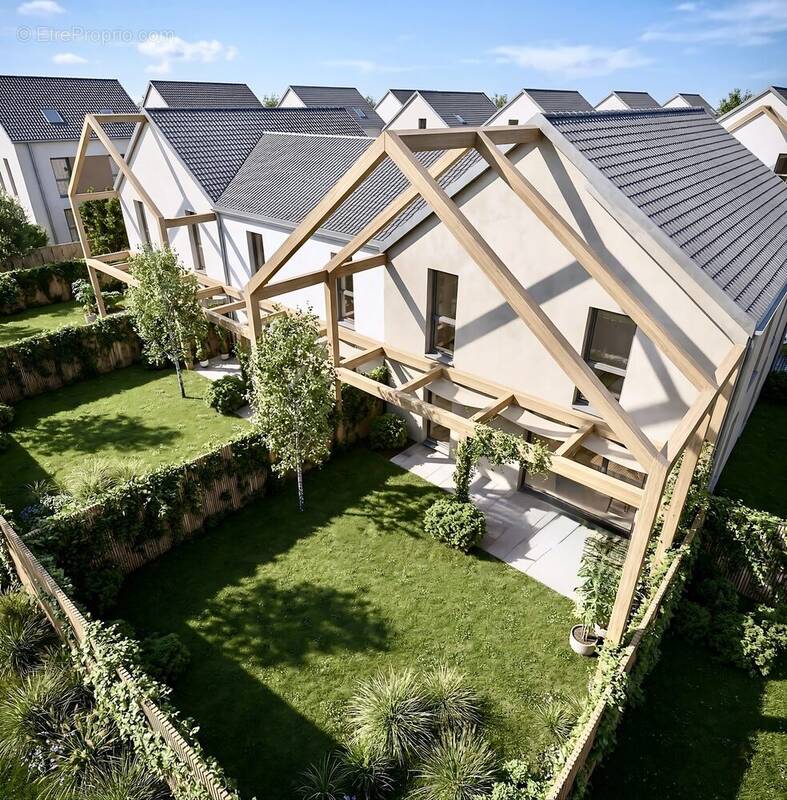 Maison à AVRILLE