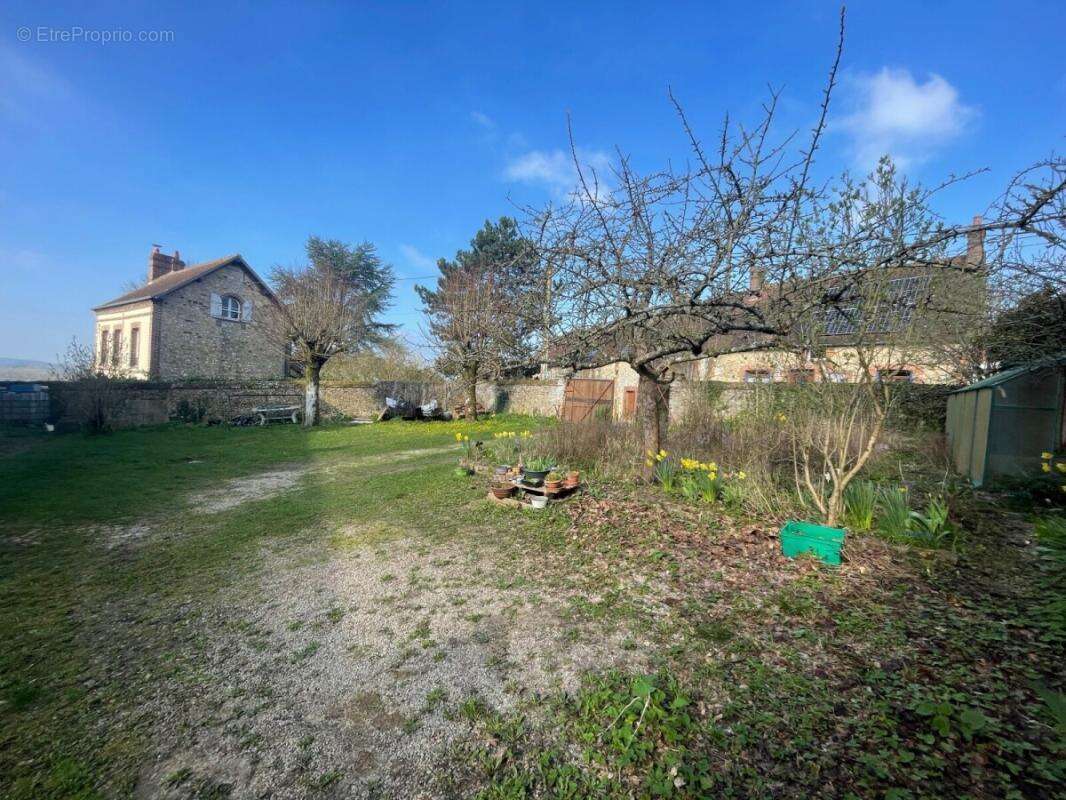 Maison à MOULINS-LA-MARCHE