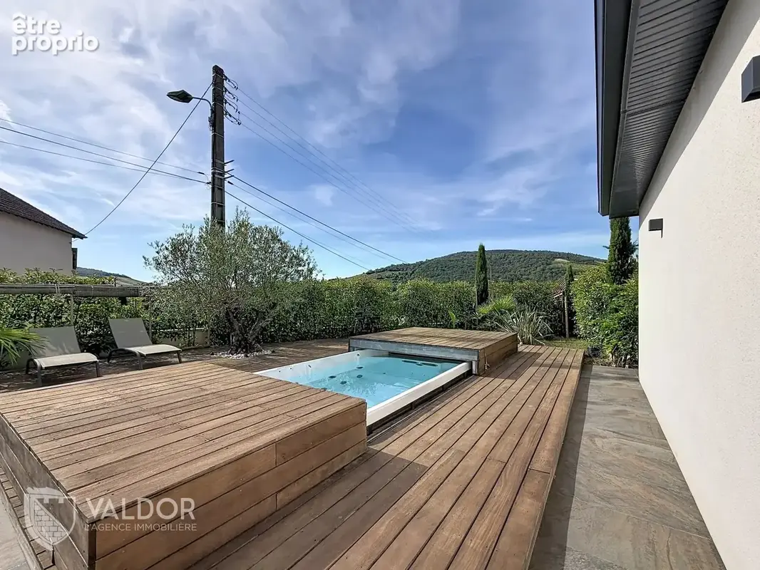 Maison contemporaine avec jaccuzi à Quincié-en-Beaujolais - photo 2