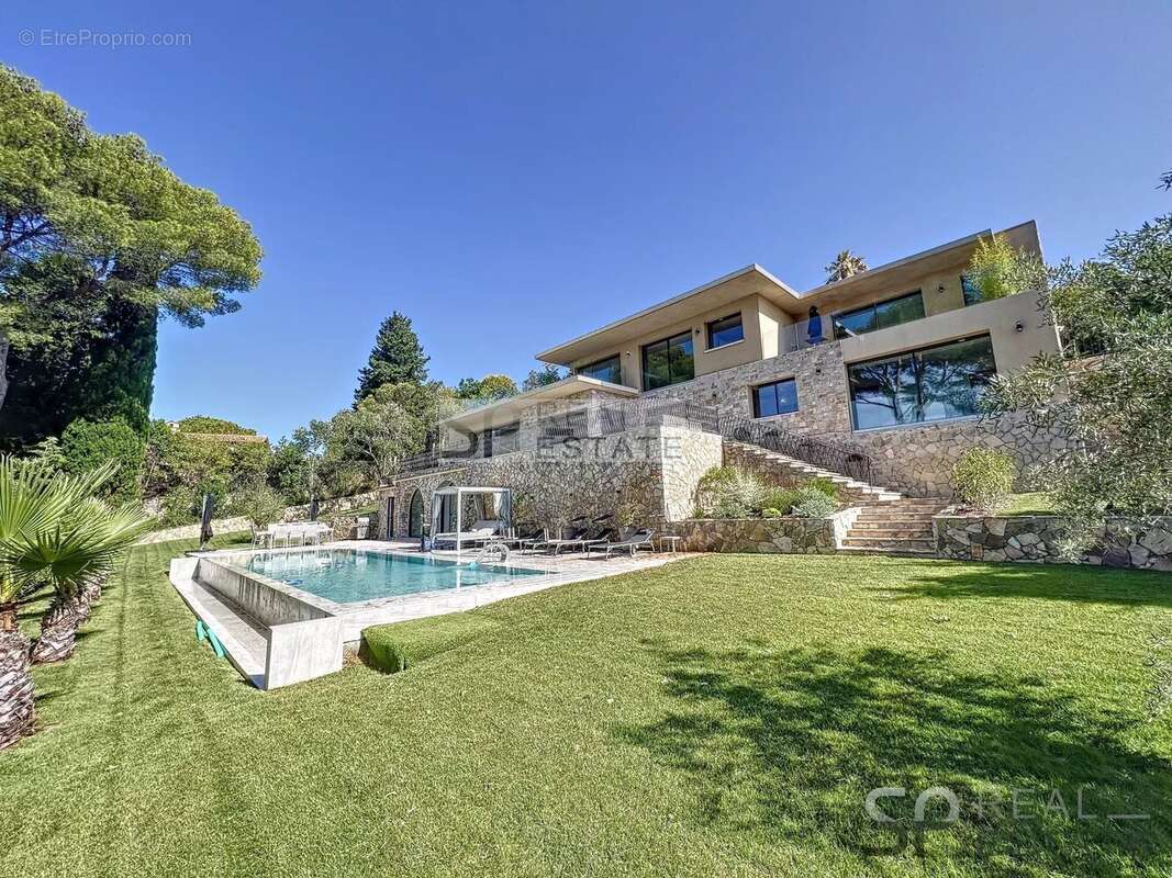 Maison à MOUGINS
