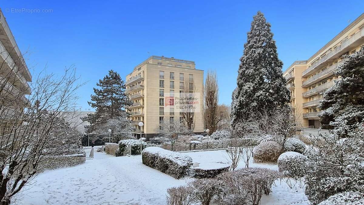 Appartement à VERSAILLES