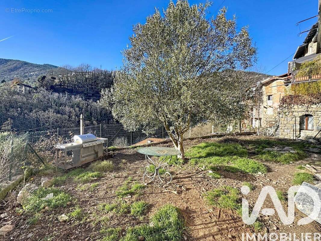 Photo 6 - Maison à LANTOSQUE
