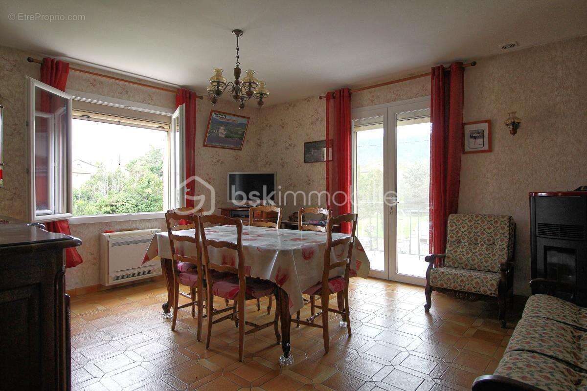 Villa en R+1 de 222 m² - photo 11