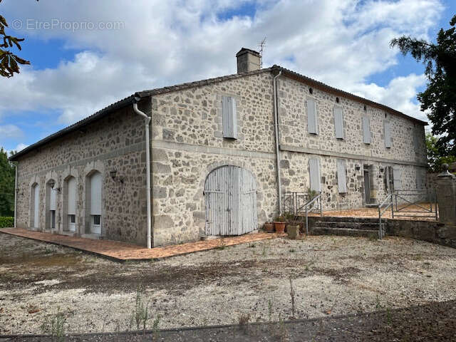 Maison à NERAC