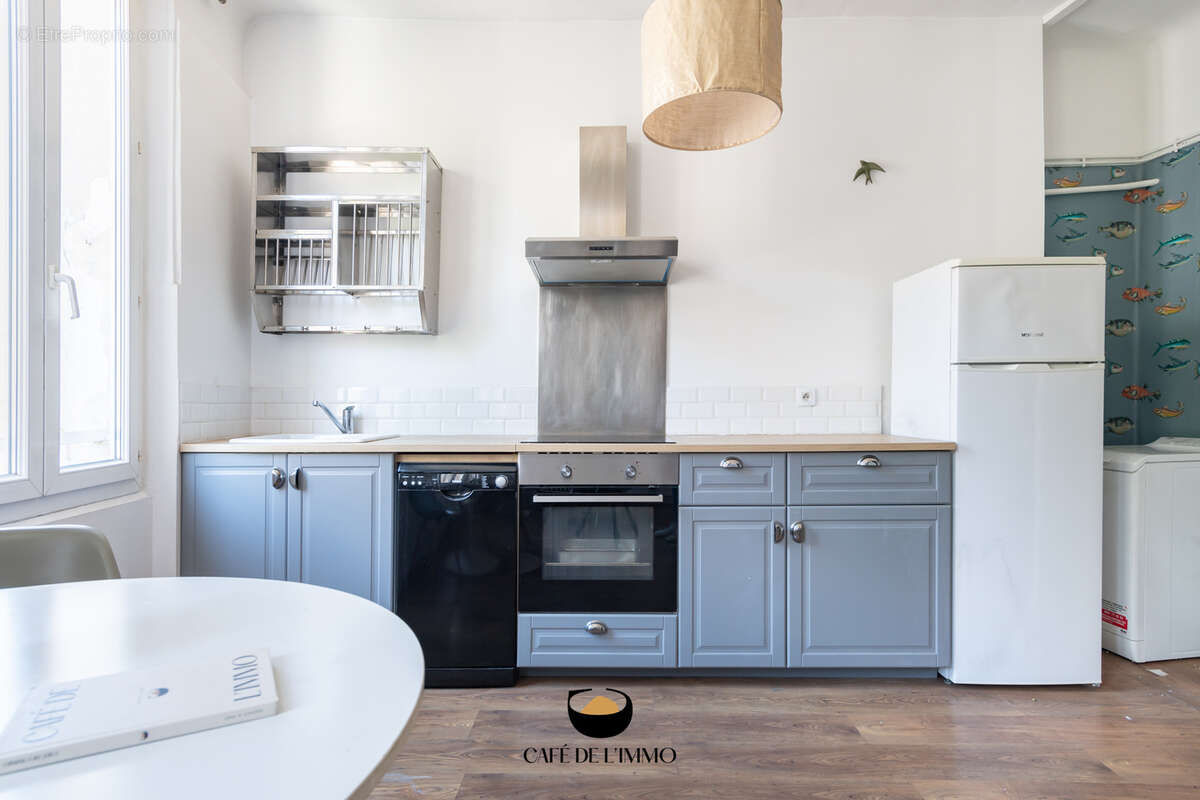 Appartement à MARSEILLE-7E