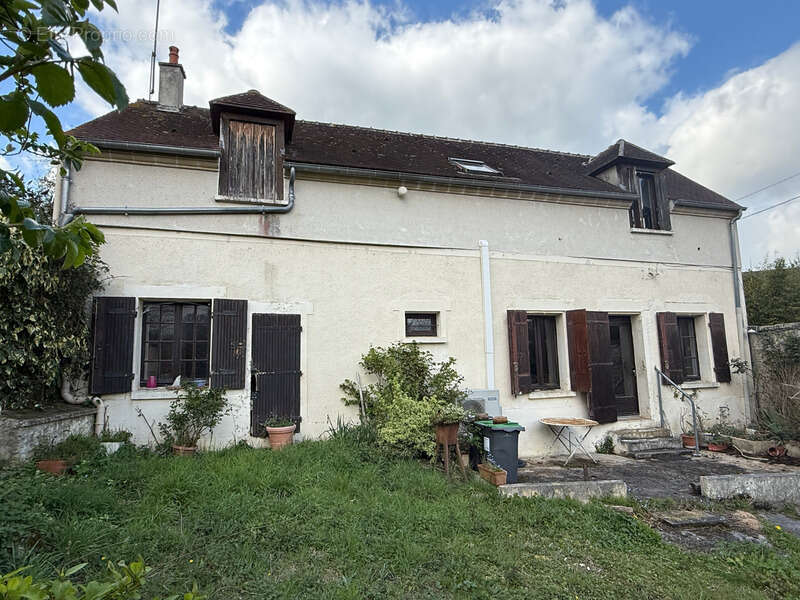 Maison à GRISY-LES-PLATRES