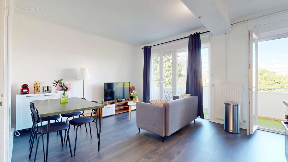 Appartement 84 m² à Metz  - photo 19