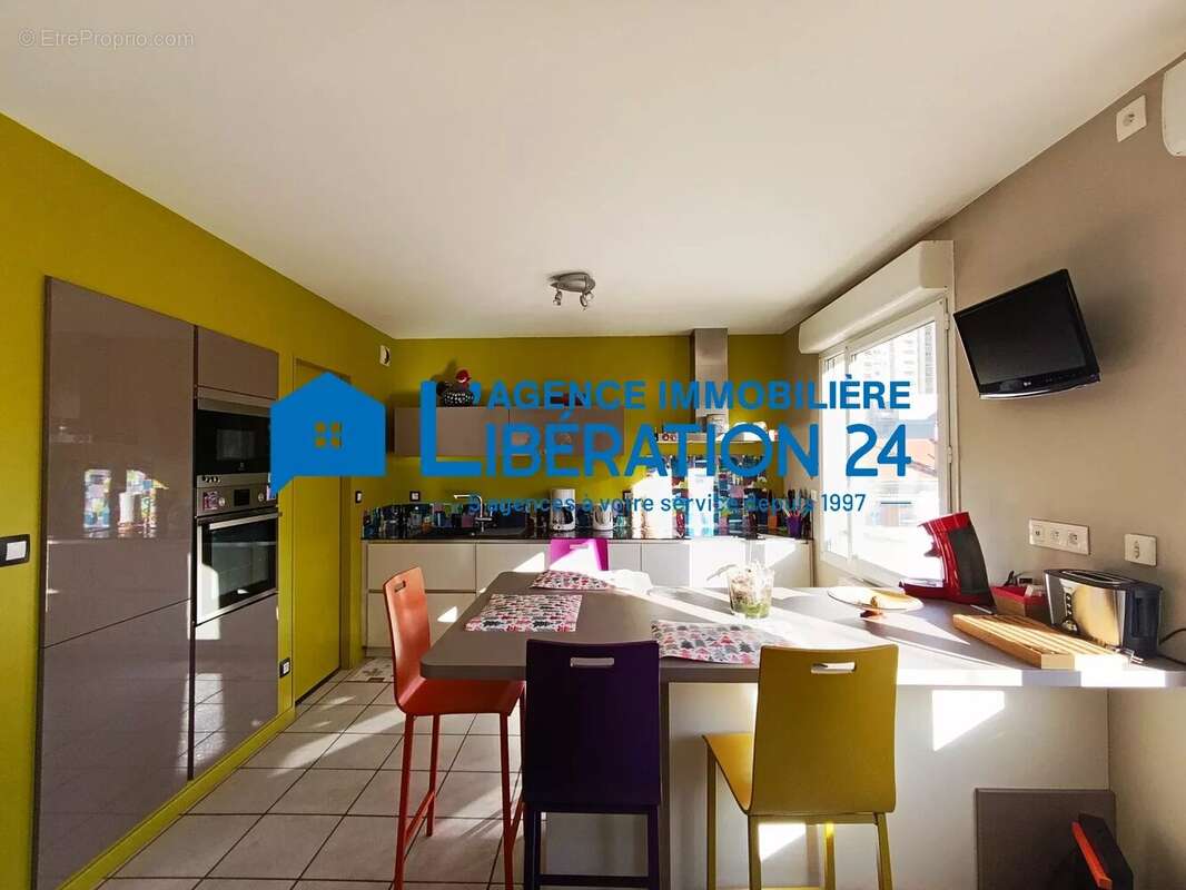 Appartement à SAINT-ETIENNE