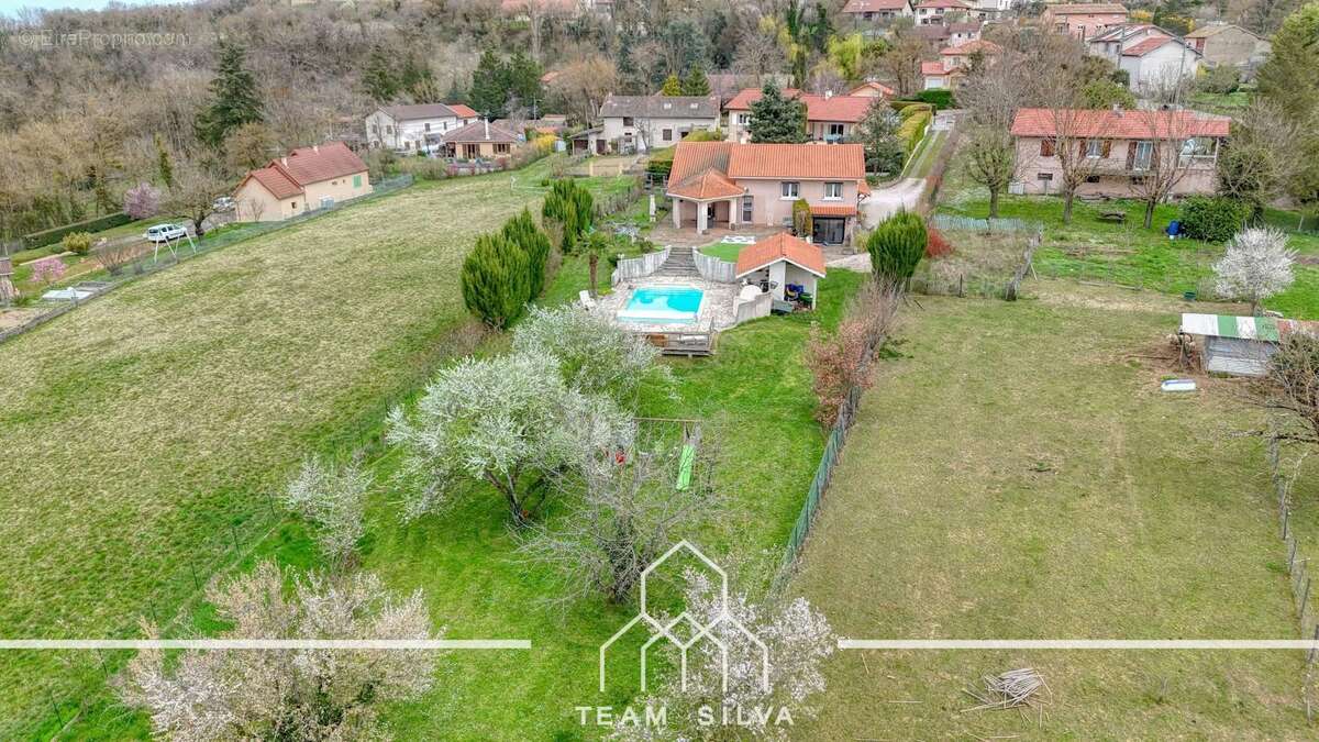 Maison à SAINT-QUENTIN-FALLAVIER