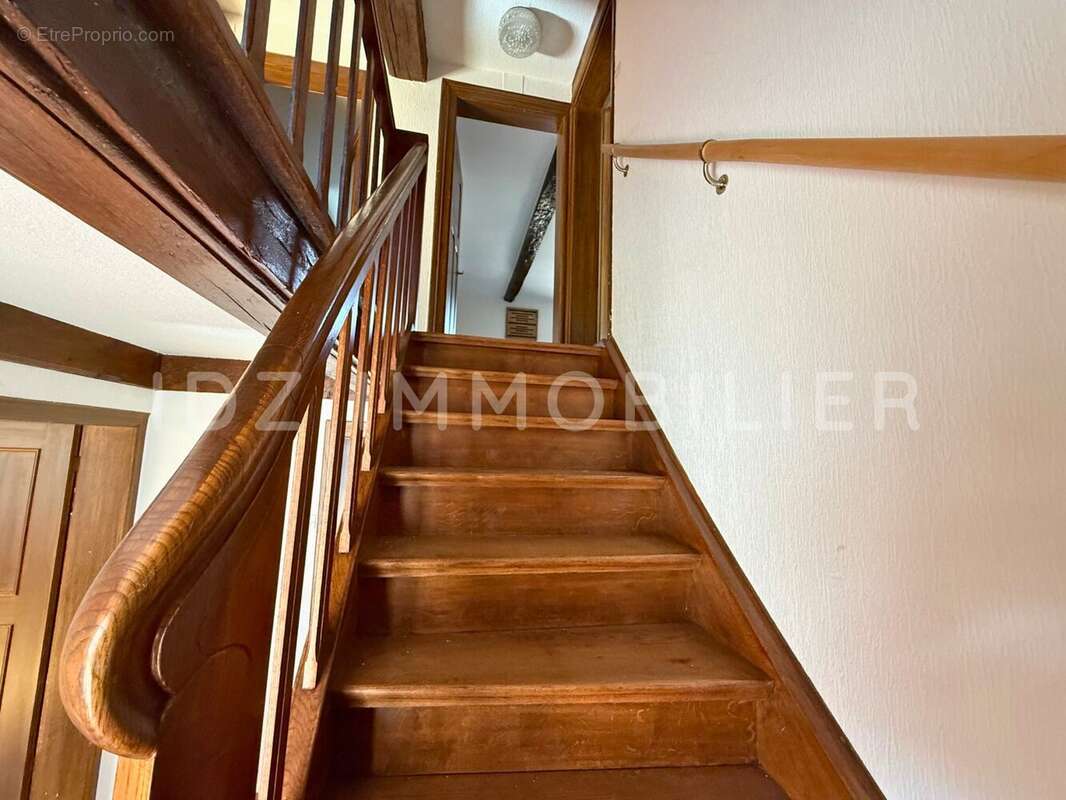 Appartement 131 m² à Muespach-Le-Haut  - photo 8