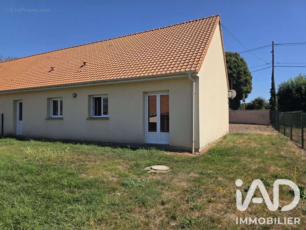 Maison 109 m² à Brutelles  - photo 4