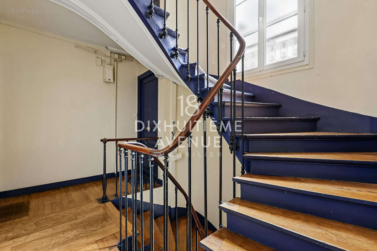 Appartement à PARIS-18E