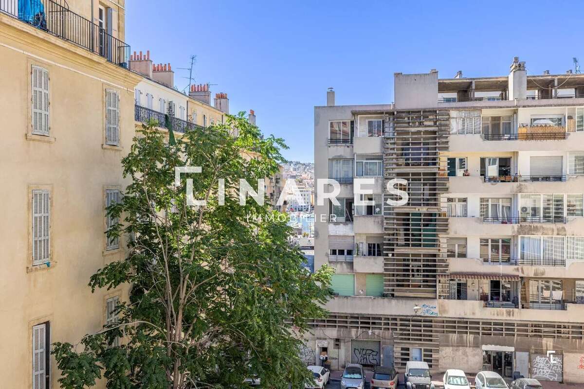 Appartement à MARSEILLE-2E