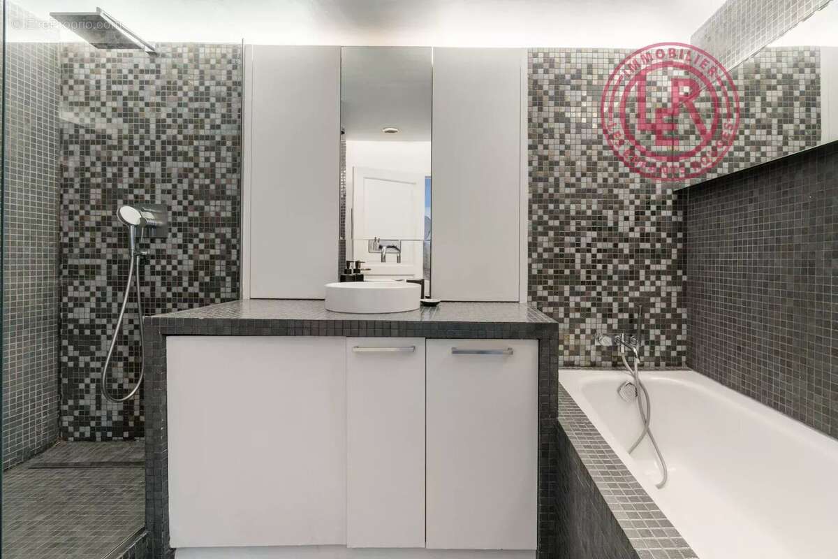 Appartement à PARIS-4E