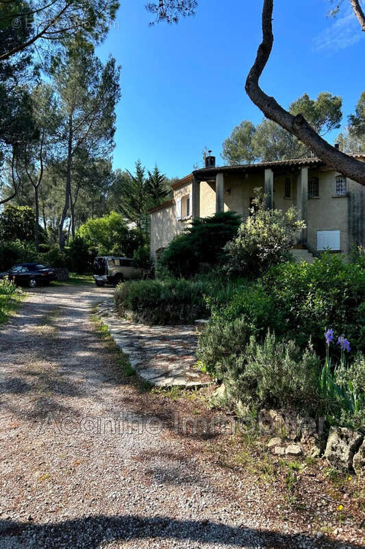 Maison à MONTFERRIER-SUR-LEZ