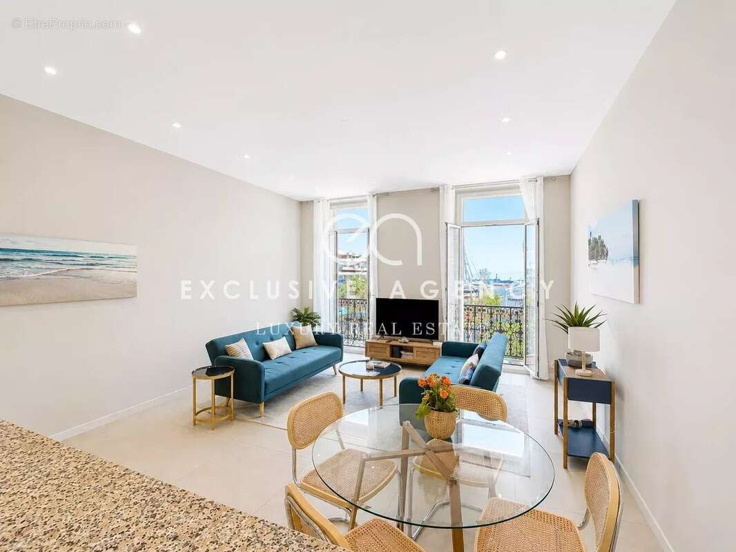 Cannes centre – superbe appartement 2 pieces vue mer & port – fort potentiel - photo 4