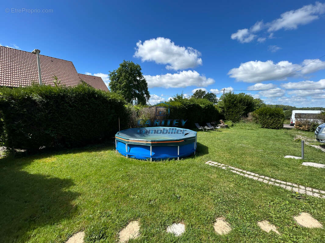 Maison à FROTEY-LES-LURE