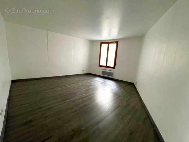 Appartement à PARIS-2E