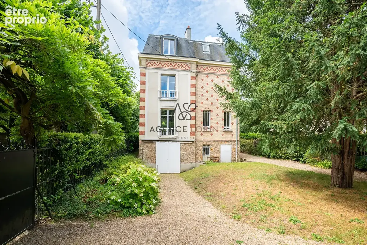 Maison Le Vésinet - 186  m² - 8 pièces - photo 1