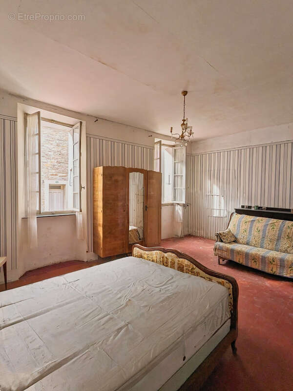 Maison à CASCASTEL-DES-CORBIERES