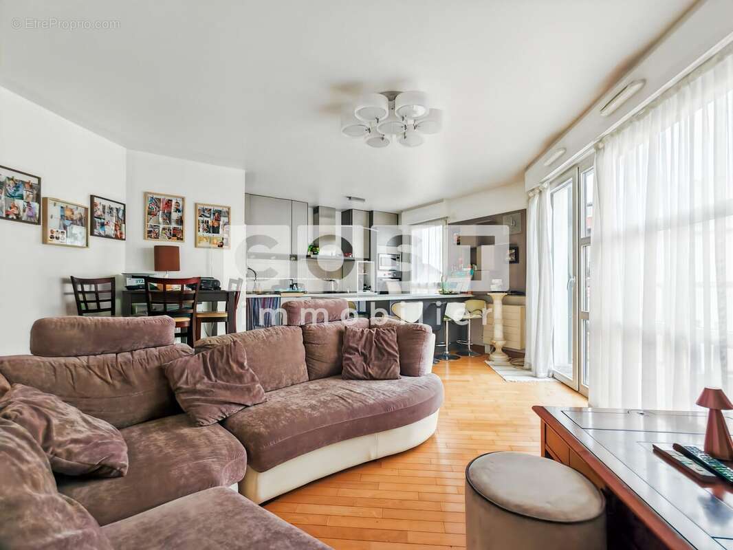 Appartement à ASNIERES-SUR-SEINE