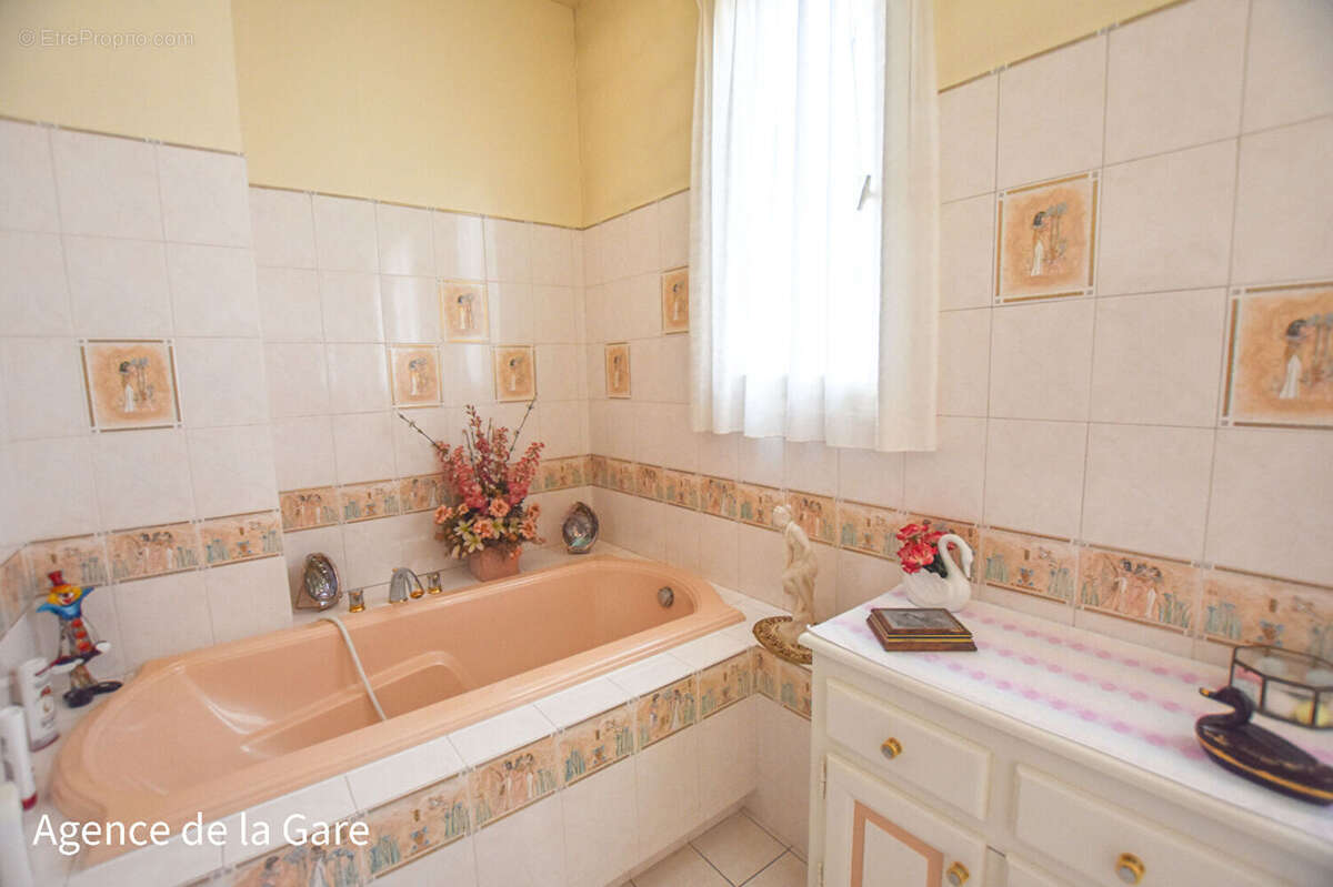 Maison à MAISONS-LAFFITTE