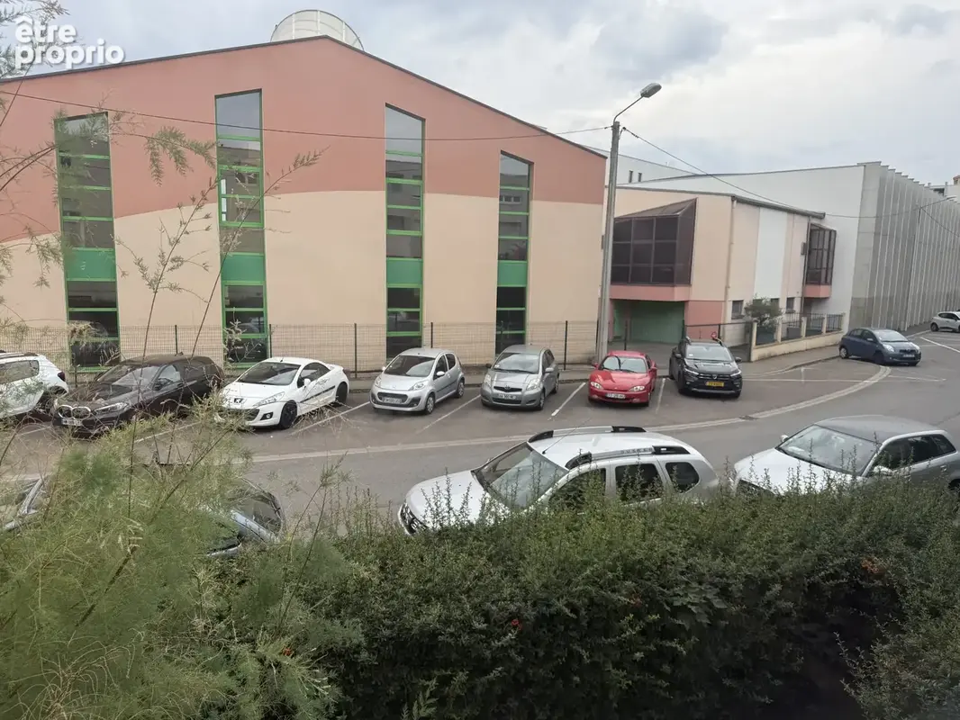 THIONVILLE STUDIO avec parking 25m2 65000€ - photo 9