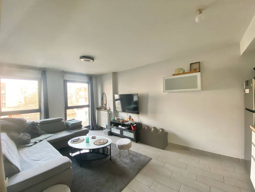 Appartement à EPINAY-SUR-SEINE