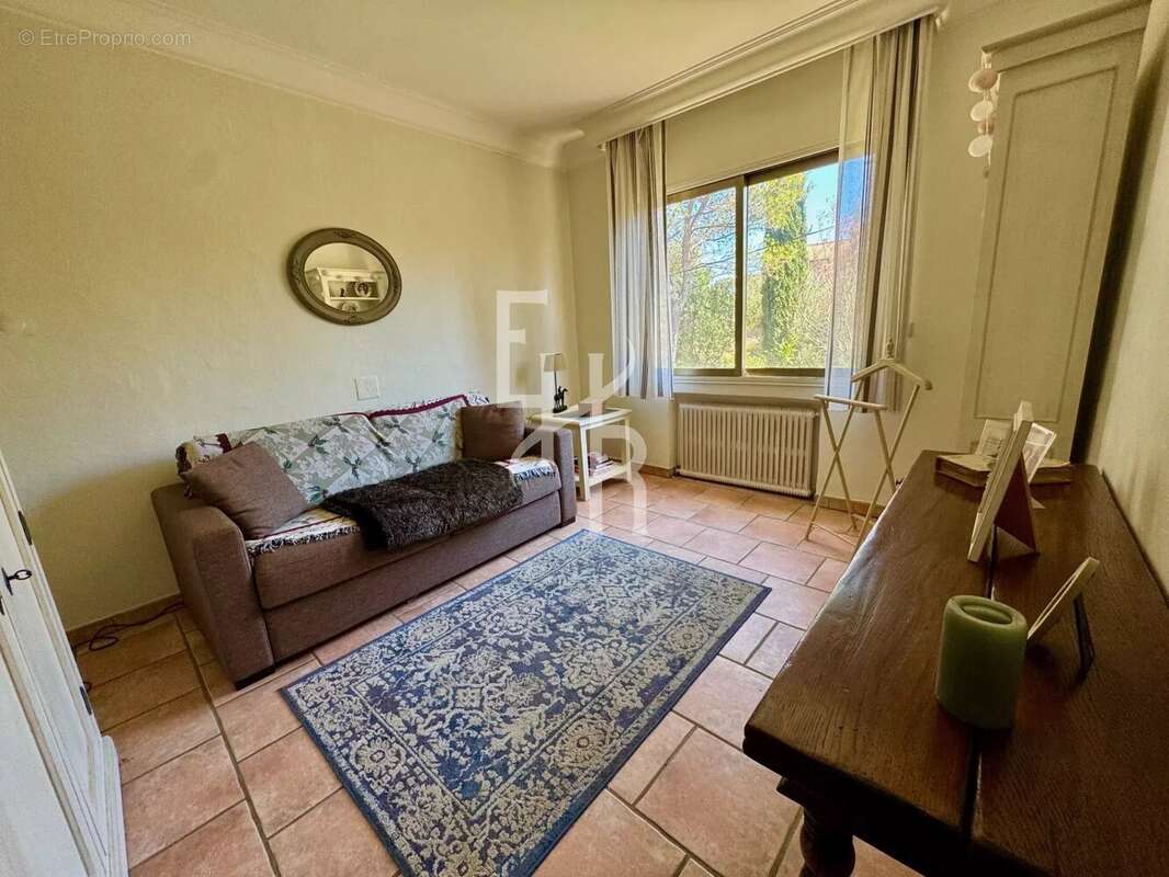 Maison à MOUGINS