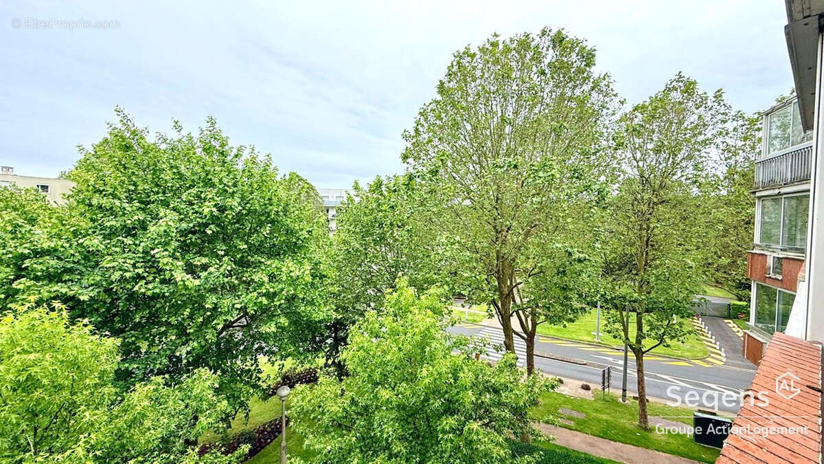 Appartement Noisiel 4 pièces avec grand Balcon et veranda - photo 12