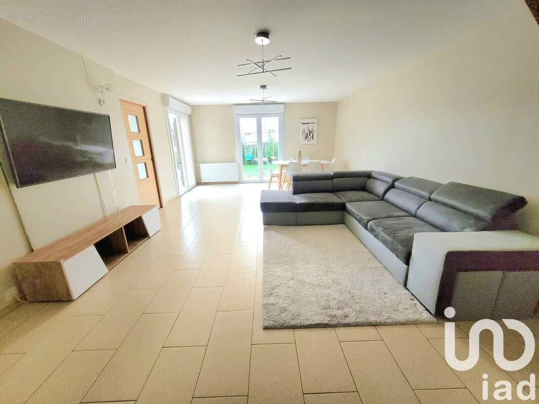 Photo 1 - Maison à GOUSSAINVILLE