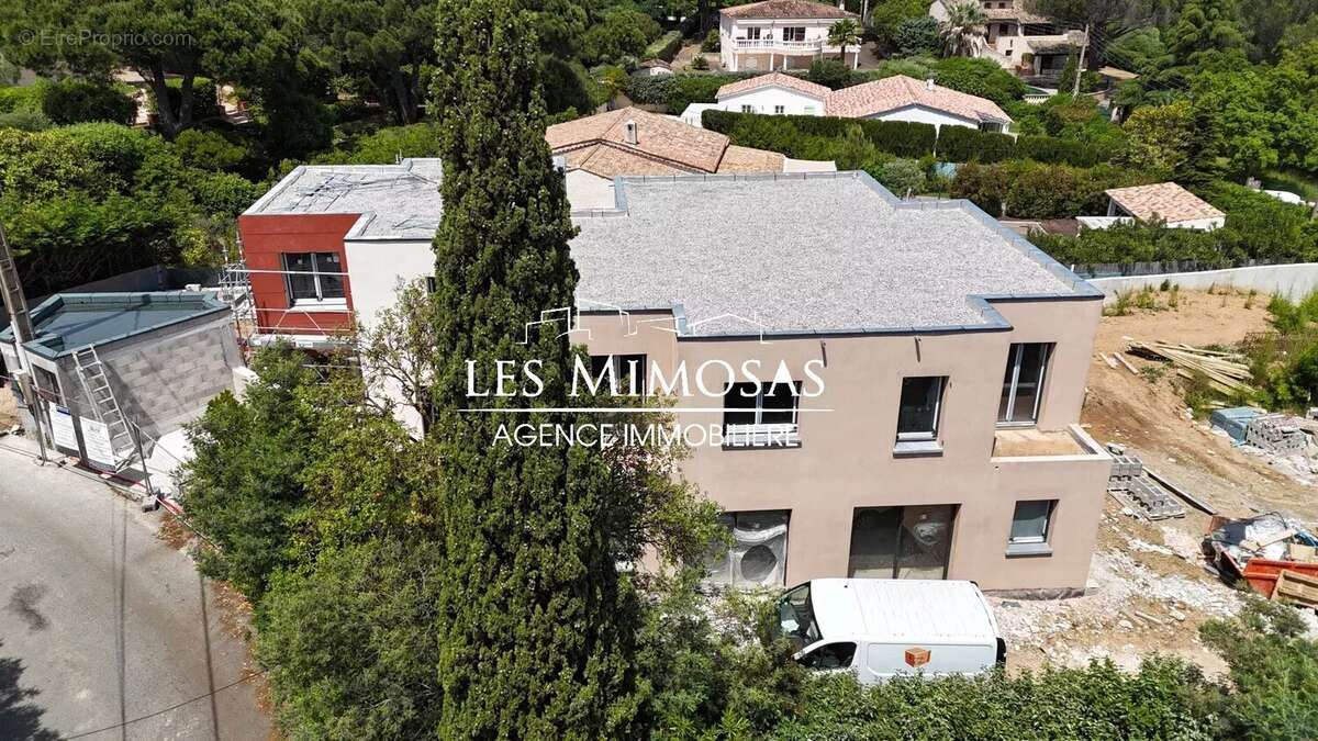 Maison à FREJUS