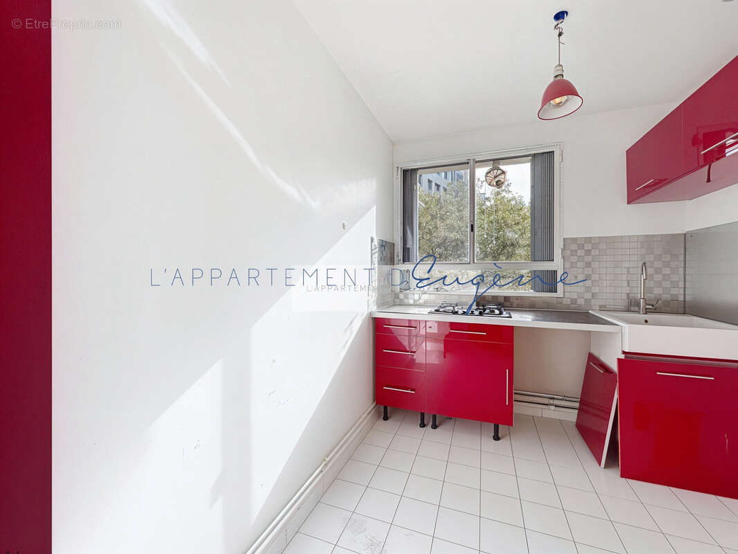 Appartement à PARIS-18E
