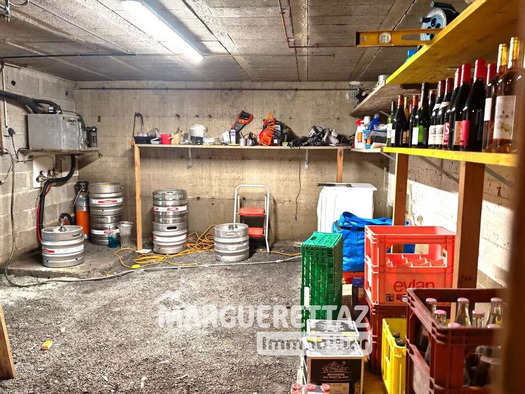 Commerce à SIXT-FER-A-CHEVAL