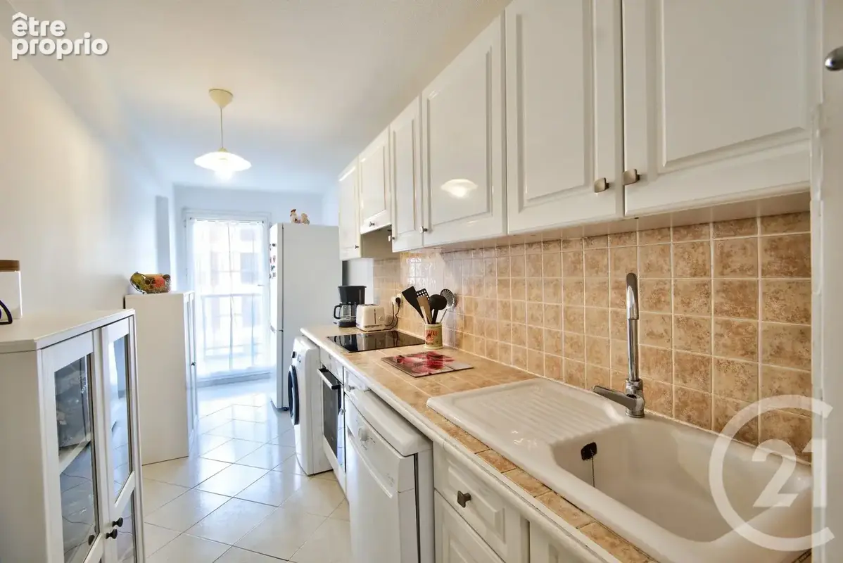 Appartement 3 pièces 67 m² à vendre à Nice (06000) - photo 10