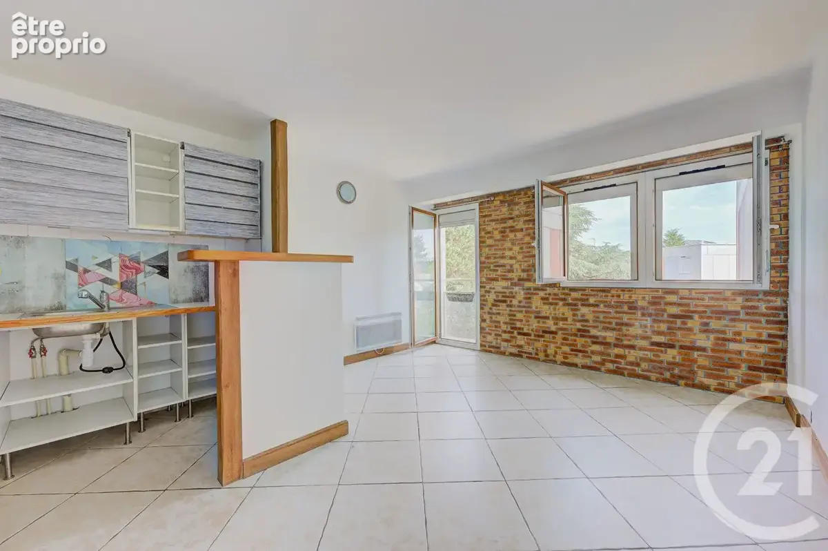Appartement à BOUSSY-SAINT-ANTOINE